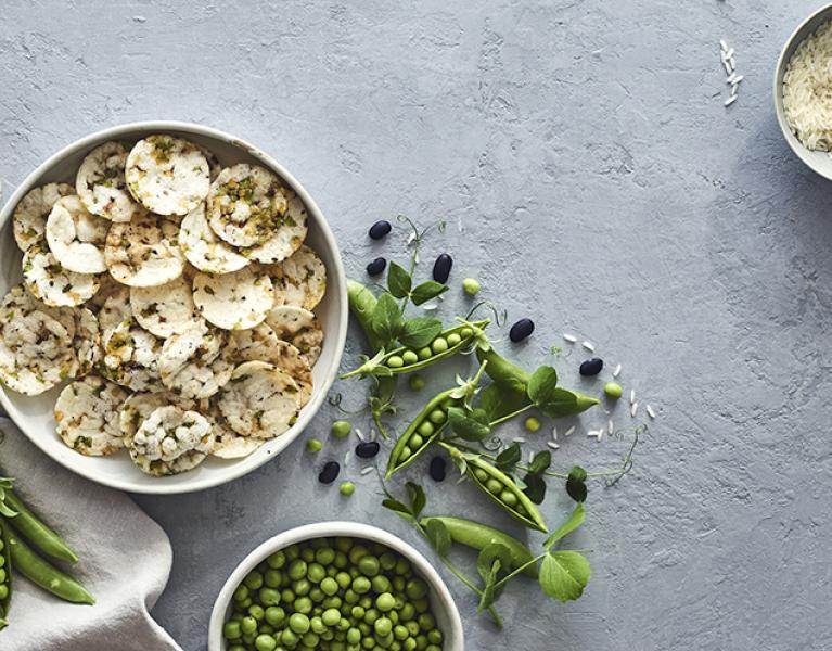 Snacking Toolkit Thumbnail showing rice crackers, peas and rice